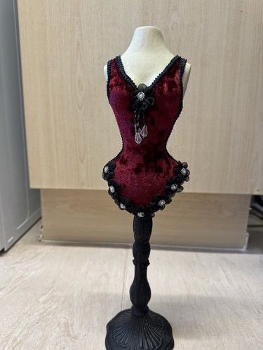 Vintage mannequin tabletop - vintage,