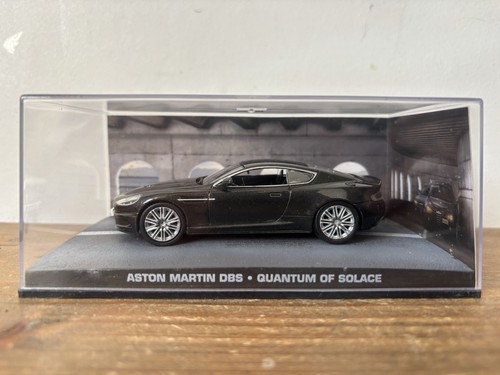Aston martin dbs - martin, james