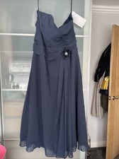 Occassion / Bridesmaid Dress size 32 - perfect for alterations