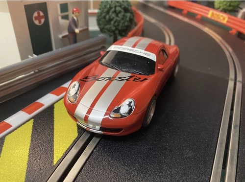Scalextric analogue cars - 3,