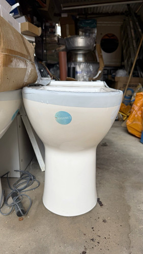 Modern white end elongated - modern,