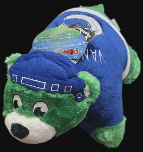 Vancouver canucks pillow - canucks,