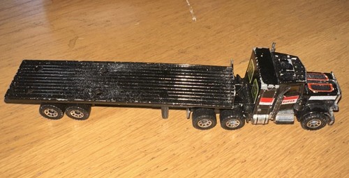Matchbox peterbilt truck - matchbox, &