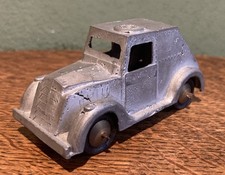 Kemlows Armoured Car. Unpainted Metal Grey. 1946-1950. 1/76.