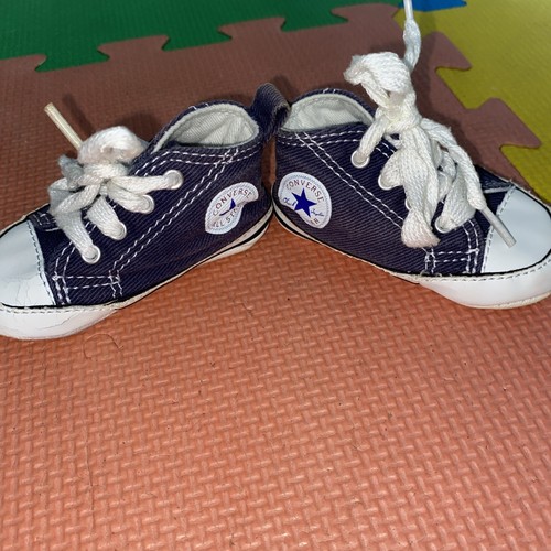 Baby booties converse size - baby,