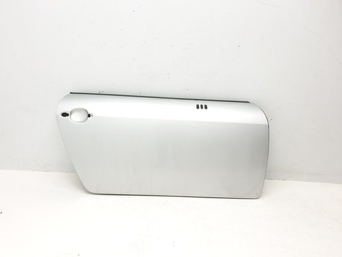 8n0831052c front door audi - door,