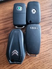 JOB LOT OF 4 USED CAR KEYS IN