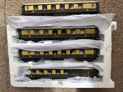 Hornby pullman coaches 4 - pullman,