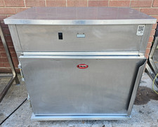 UNDERCOUNTER INSULATED HEATED HOLDING CABINET ON CASTORS FWE TST-6SL £665+VAT