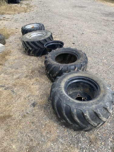 Steel wheel rims with tyres - 4x,