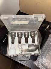 Genuine Renault Megane 2007 Locking Wheel Nuts & Key Set