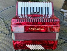 Stephanelli 48 Bass Accordion