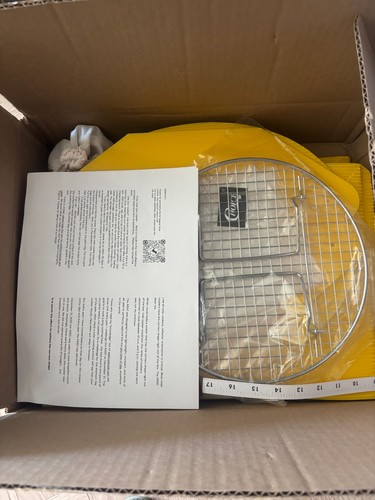 Solar cooker new - -,