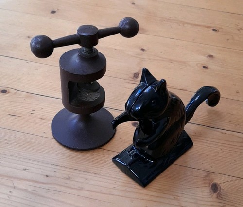 Nutcrackers cast iron screw - 2,