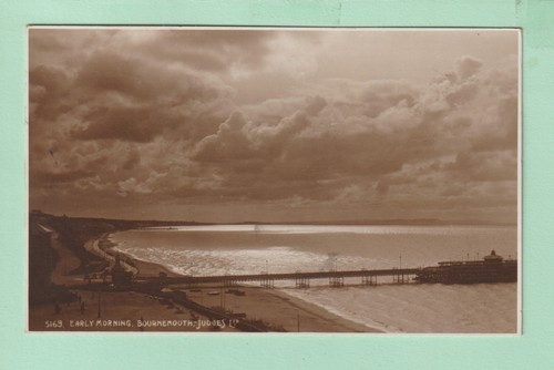 Dorset postcard early - -,