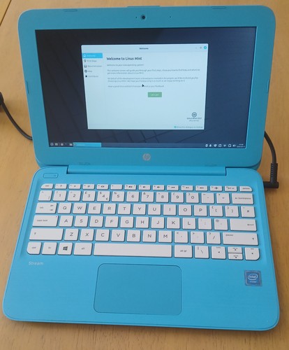 Stream y000na laptop - hp,