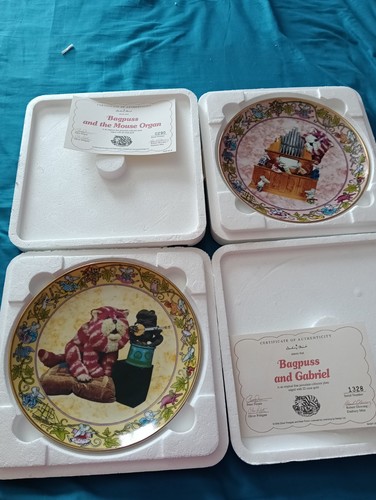 Danbury mint collector plate - collector,