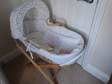 Aldi Mamia moses basket with stand