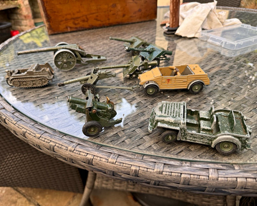 Britains diecast military - britains,