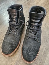 Truman Black Oiled Roughout