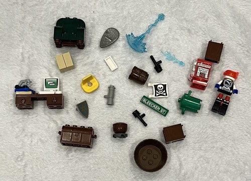 Assorted lego pieces lot - assorted,