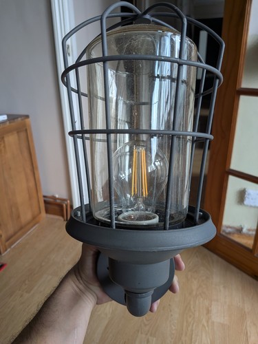 External wall mounted light