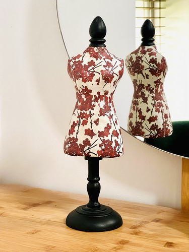 Decorative jewellery display - decorative,
