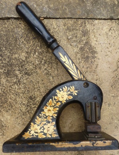 Antique cast iron letter press - antique,