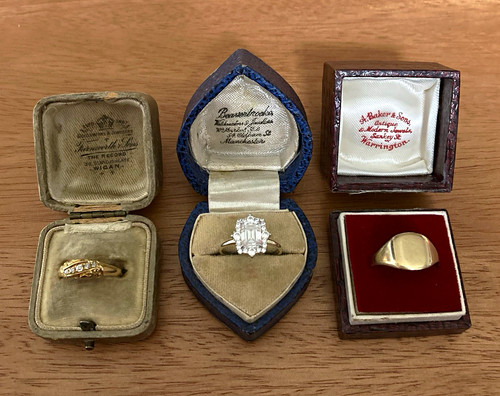 Antique ring presentation - antique,