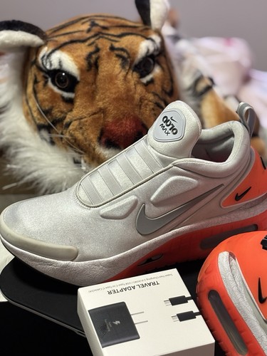 Size nike adapt - 9.5,