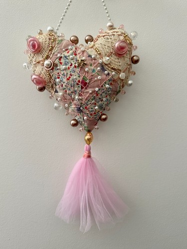 Hanging heart beaded - hanging,