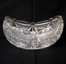 Cut crystal windowsill vase -