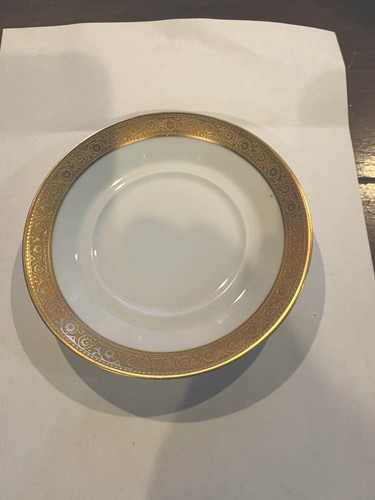Haviland dubarry saucer - "dubarry",
