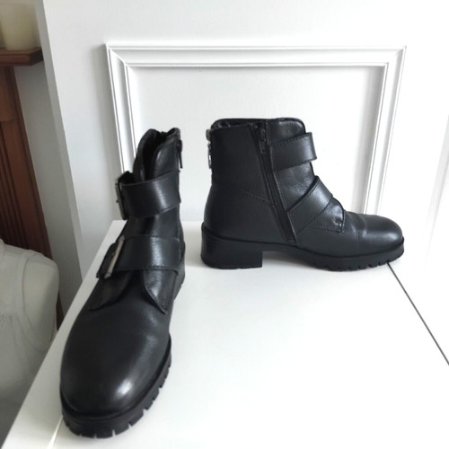 Ravel black chunky faux - ravel,