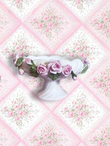 Lovely vintage pink roses - lovely,