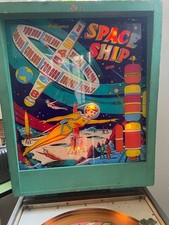 Williams Space Ship Pinball Machine from 1961- Unique Vintage Collector's Item.