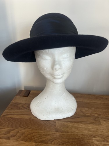 Bhs vtg wool felt - bhs, ?