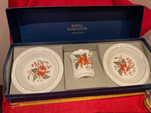 Royal worcester lynbrook 3 - -,