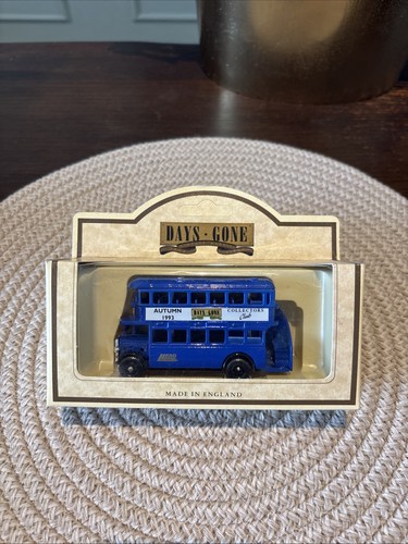 Days gone double decker bus - days,