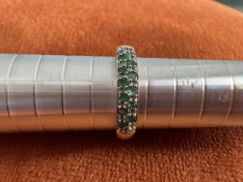 Emerald diamond half - &,