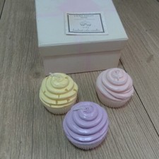 Laura Ashley Home Candle Set of 3 Cupcake Candles Fondant Cake Pastels Boxed