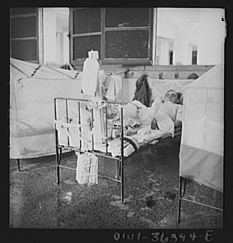 Photo hospital ward 1940s - photo:hospital,