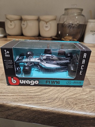 Bburago mercedes f1 w16 - bburago,
