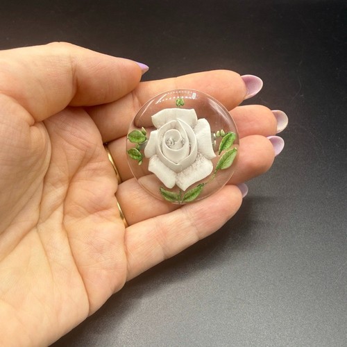 Vintage 1950s reverse carved