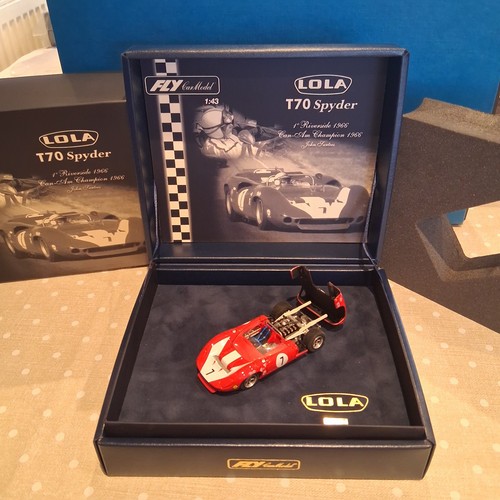 Rare fly car model lola - fly,