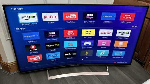 Curved hisense - 65",