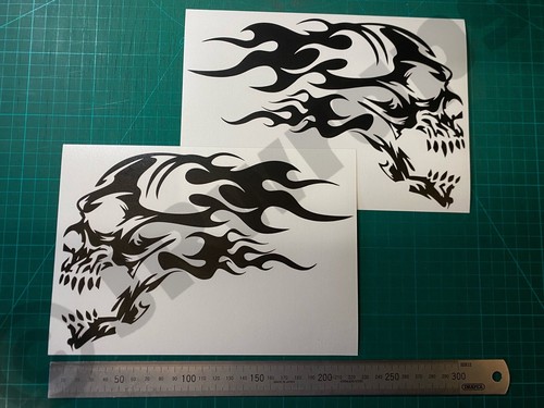 Skull flames stickers - (x2),