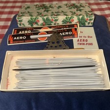 Vintage Knitting Needles In Christmas Box AERO Twin-pins