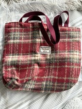 Brand New Shoulder Bag. Tartan