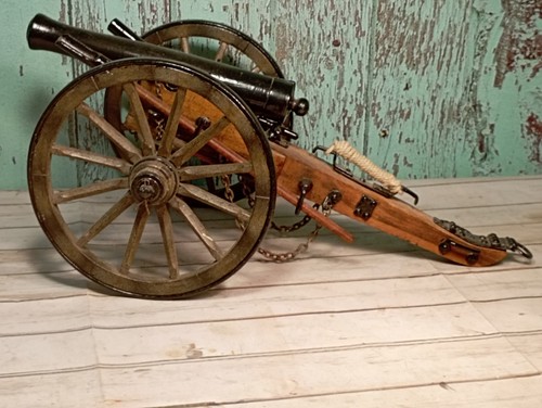 Large detailed wood metal - detailed,